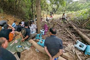 Chân thành tha thiết chúc phúc! Hoàng Tư Tĩnh, người chơi bóng rổ nữ, sinh nhật lần thứ 28 vui vẻ?